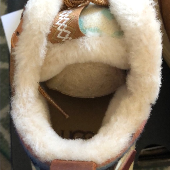 Ugg miwo sneakers brand new - Picture 4 of 5